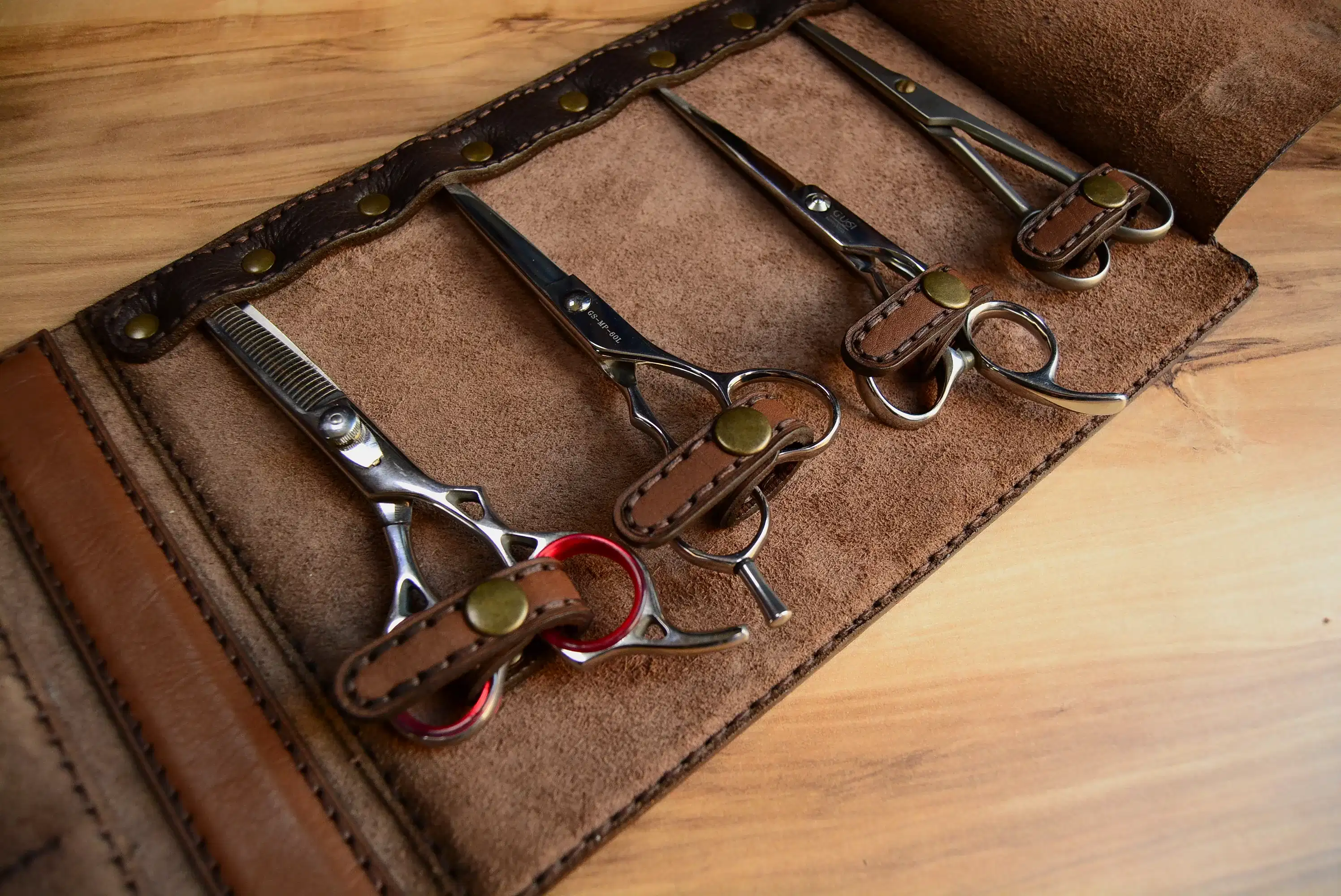 Makas Klasörü Deri Organizer Hakiki Deri El Dikişi 4’lü