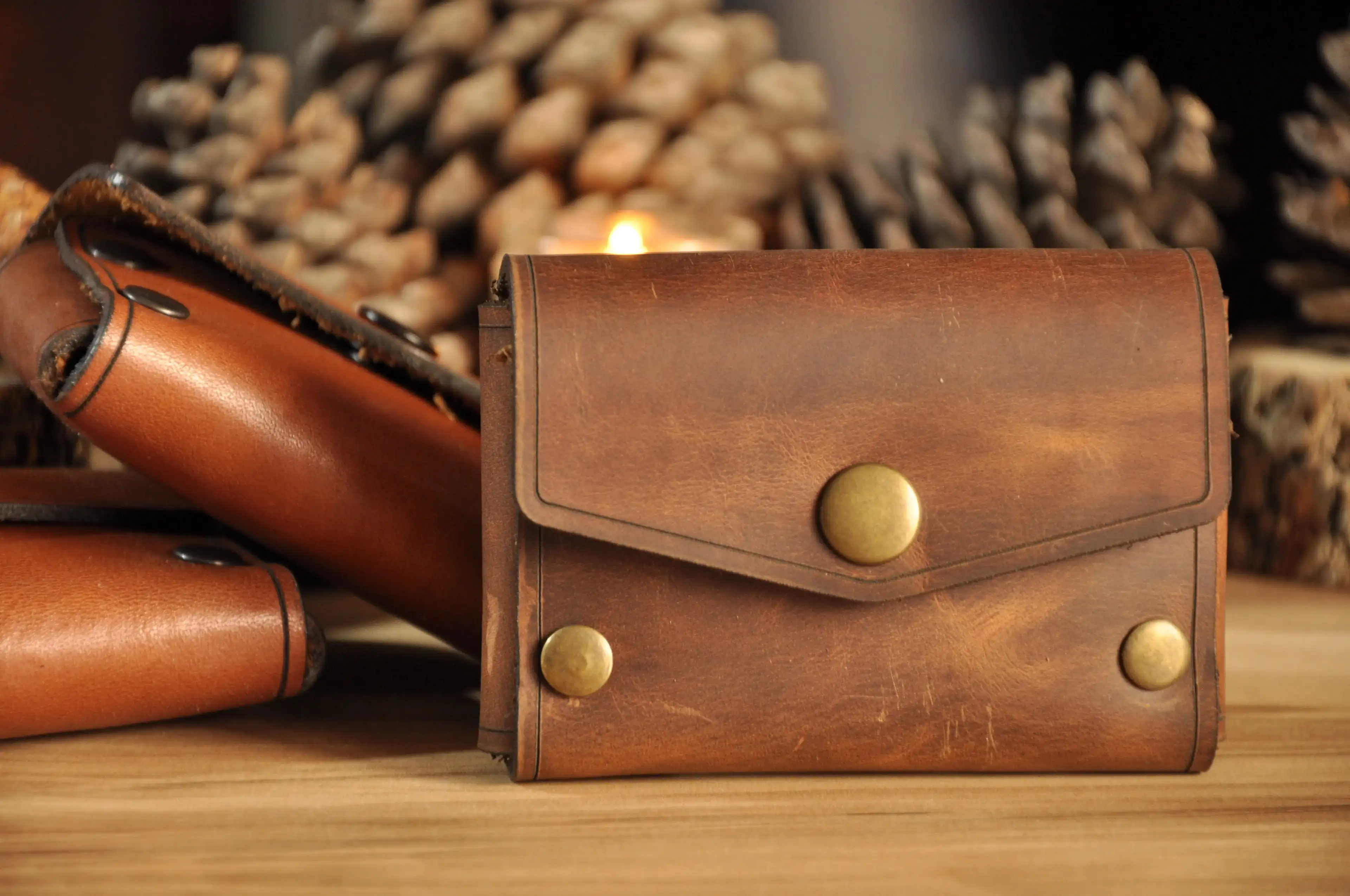 Arges V-1 Kartlık Dikişsiz Tasarım Hakiki Deri El Yapımı