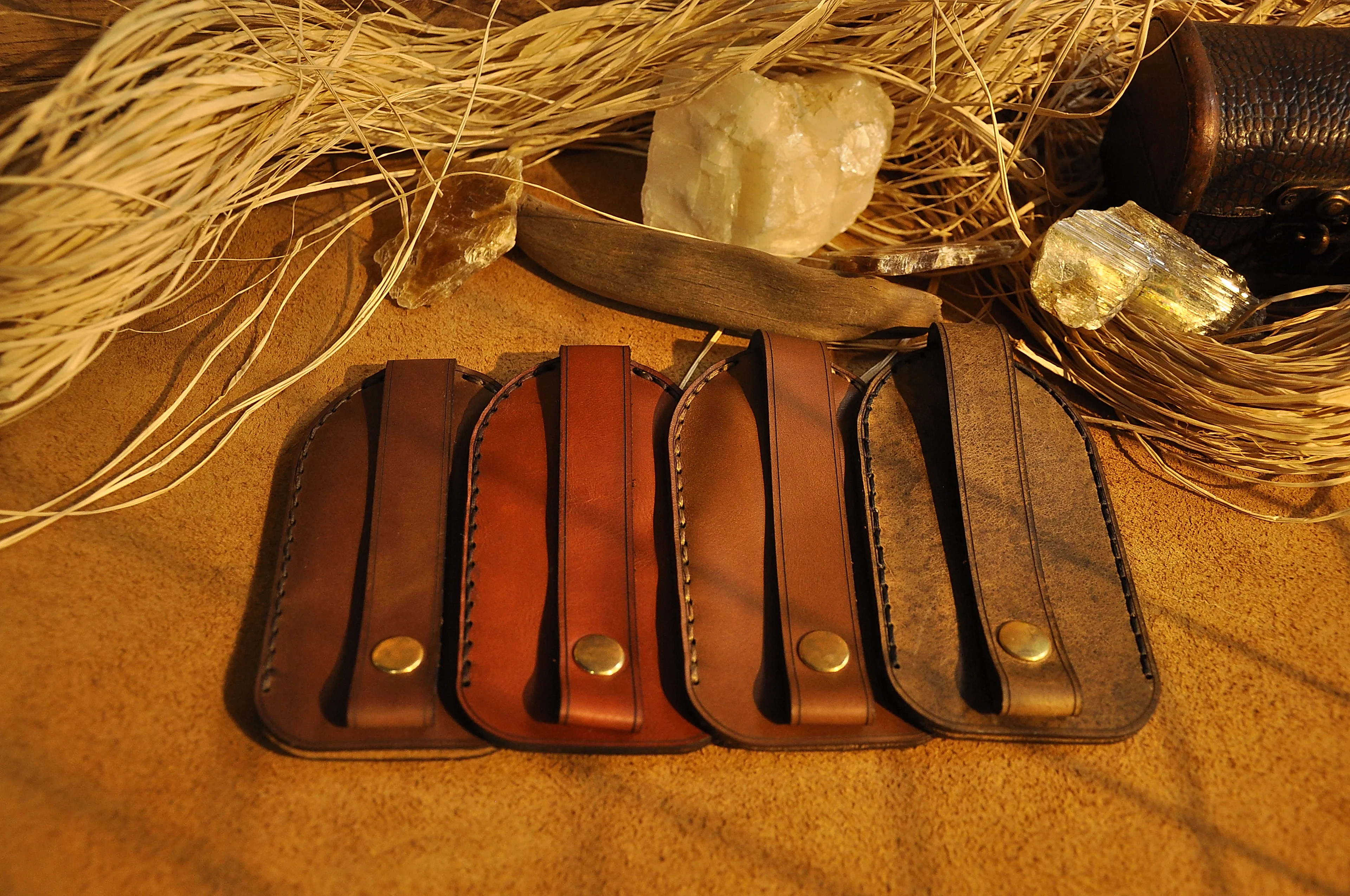 Deri Çekmeli Anahtarlık Hakiki Deri El Yapımı Kapaklı