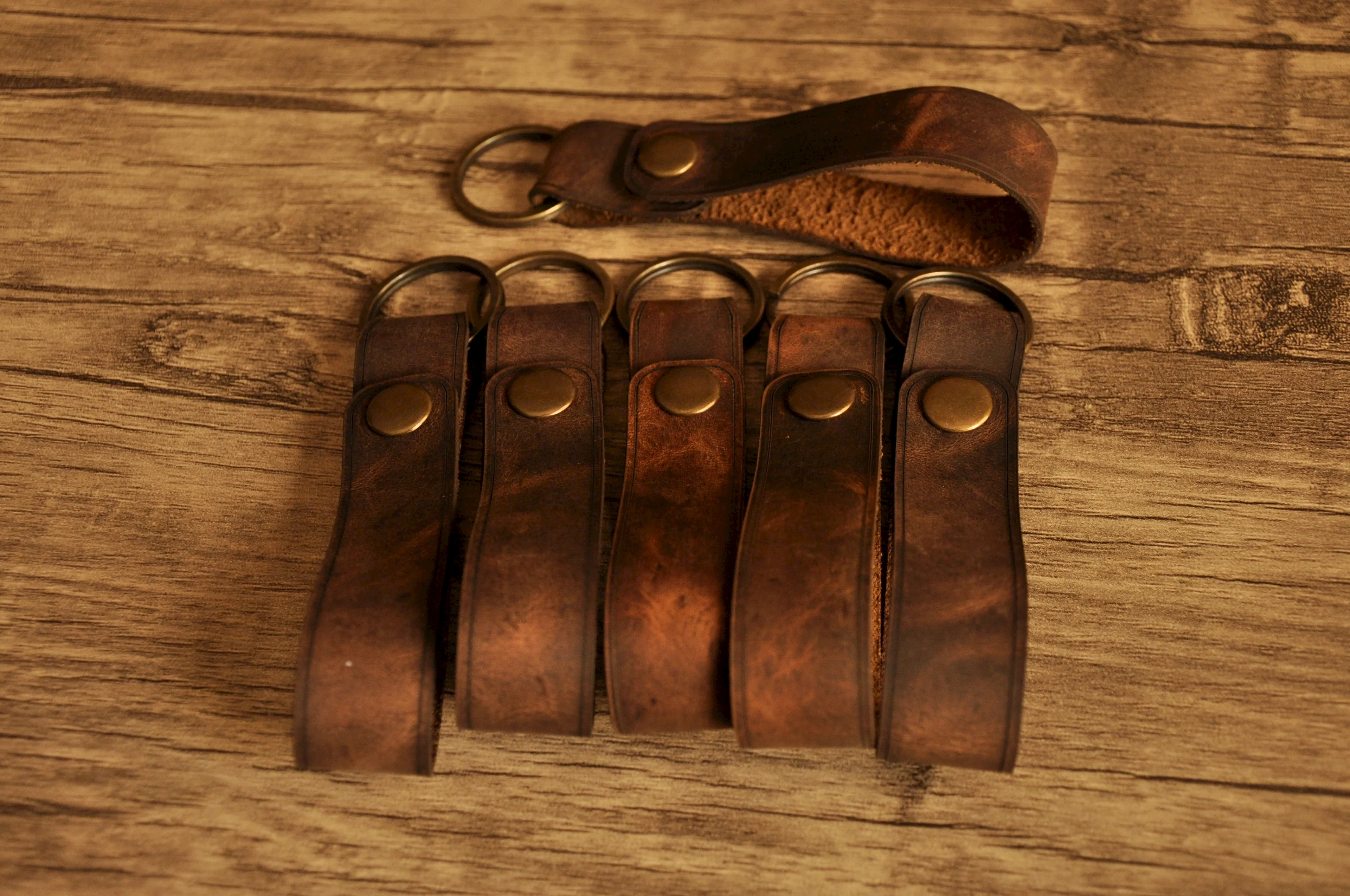 Deri Anahtarlık Hakiki Deri El Yapımı Çıtçıtlı Askılı