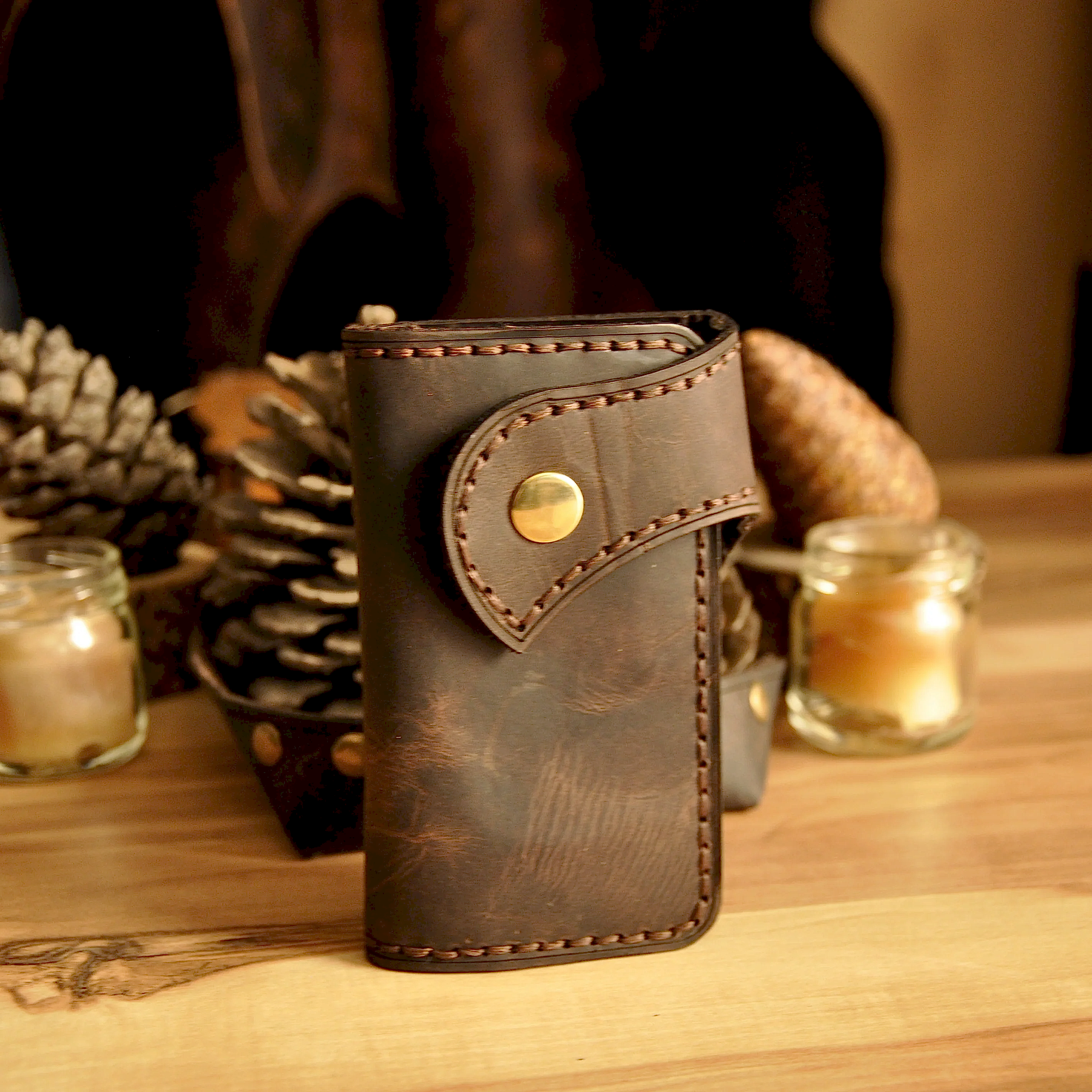 hakiki deri el yapimi cowboy deri anahtar organizer – 6 kancalı, kapaklı çıtçıtlı kart bölmeli şık anahtarlık kılıfı