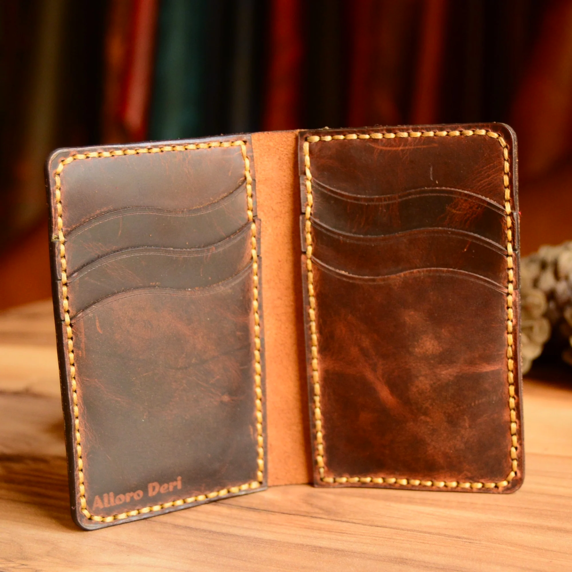 hakiki deri el yapimi dikey kısa deri kartlık