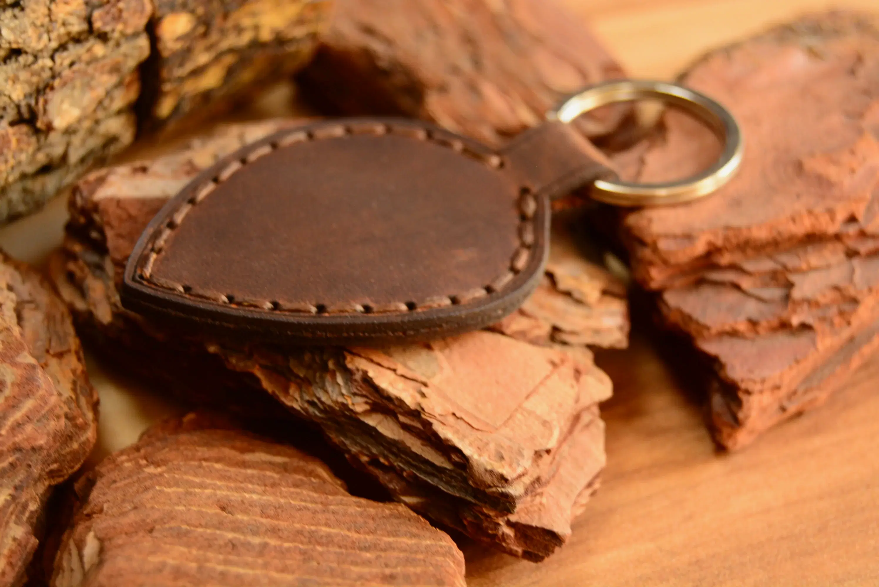 Deri Anahtarlık V-10 Hakiki Deri El Dikişi