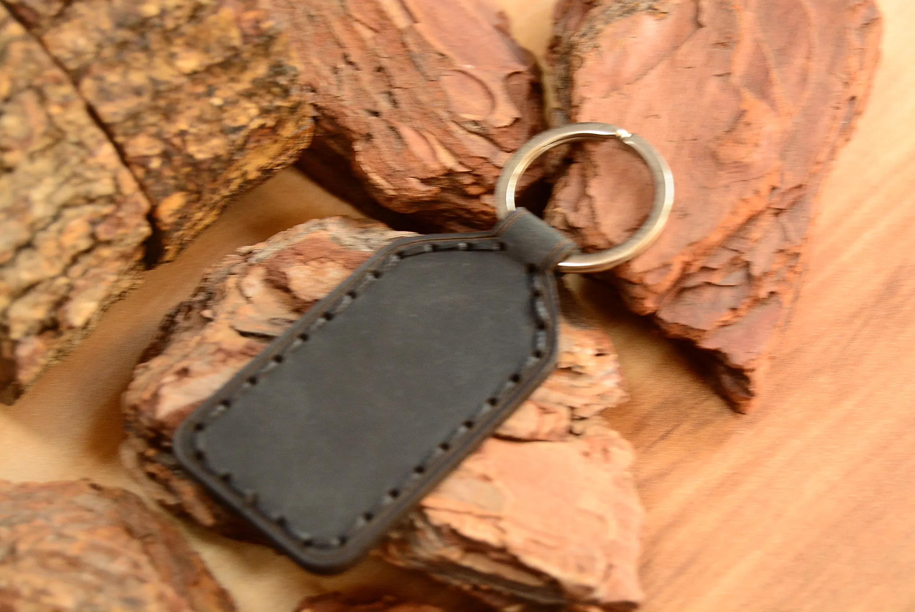 Deri Anahtarlık – V-3 El Dikişli