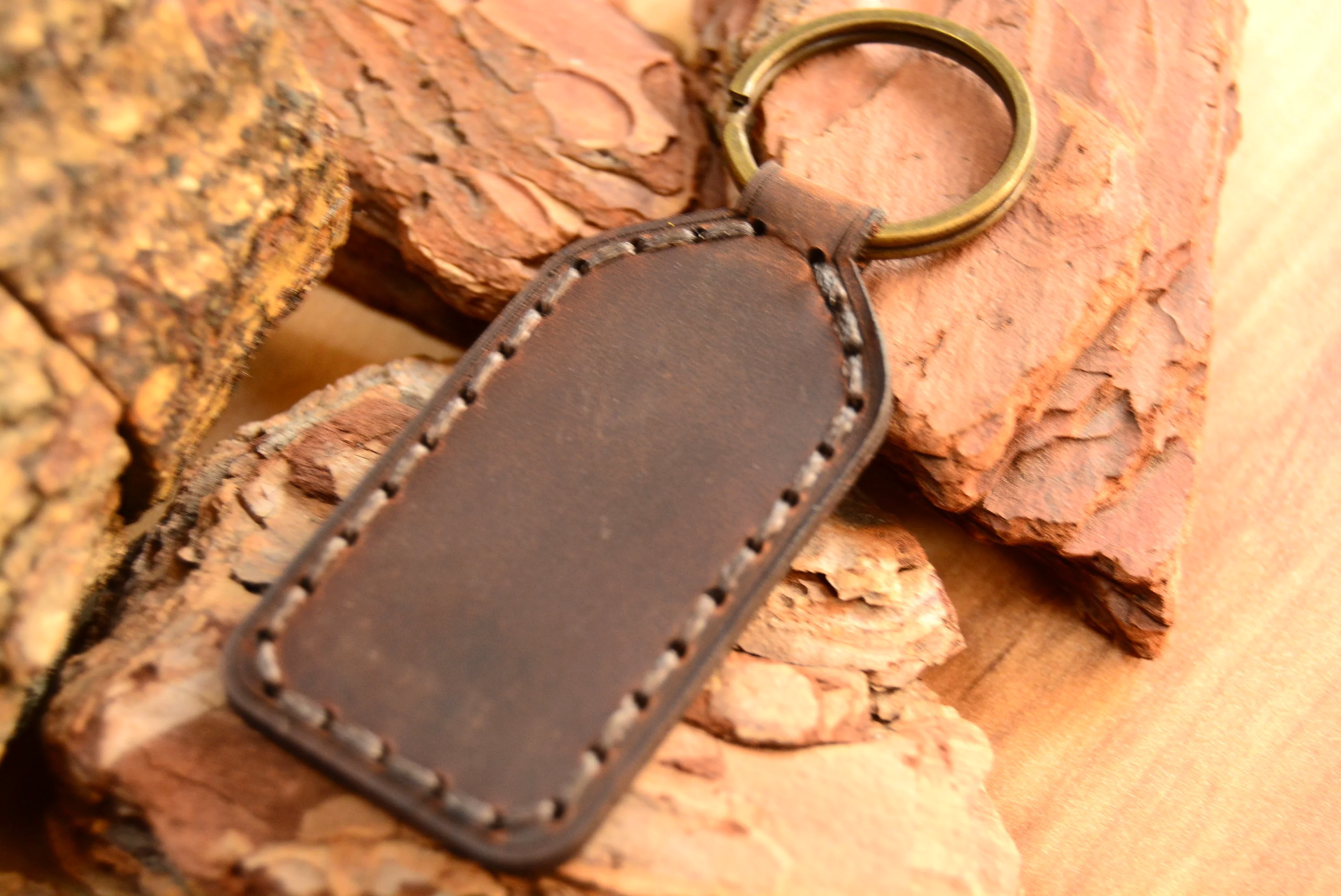 Deri Anahtarlık – V-3 El Dikişli