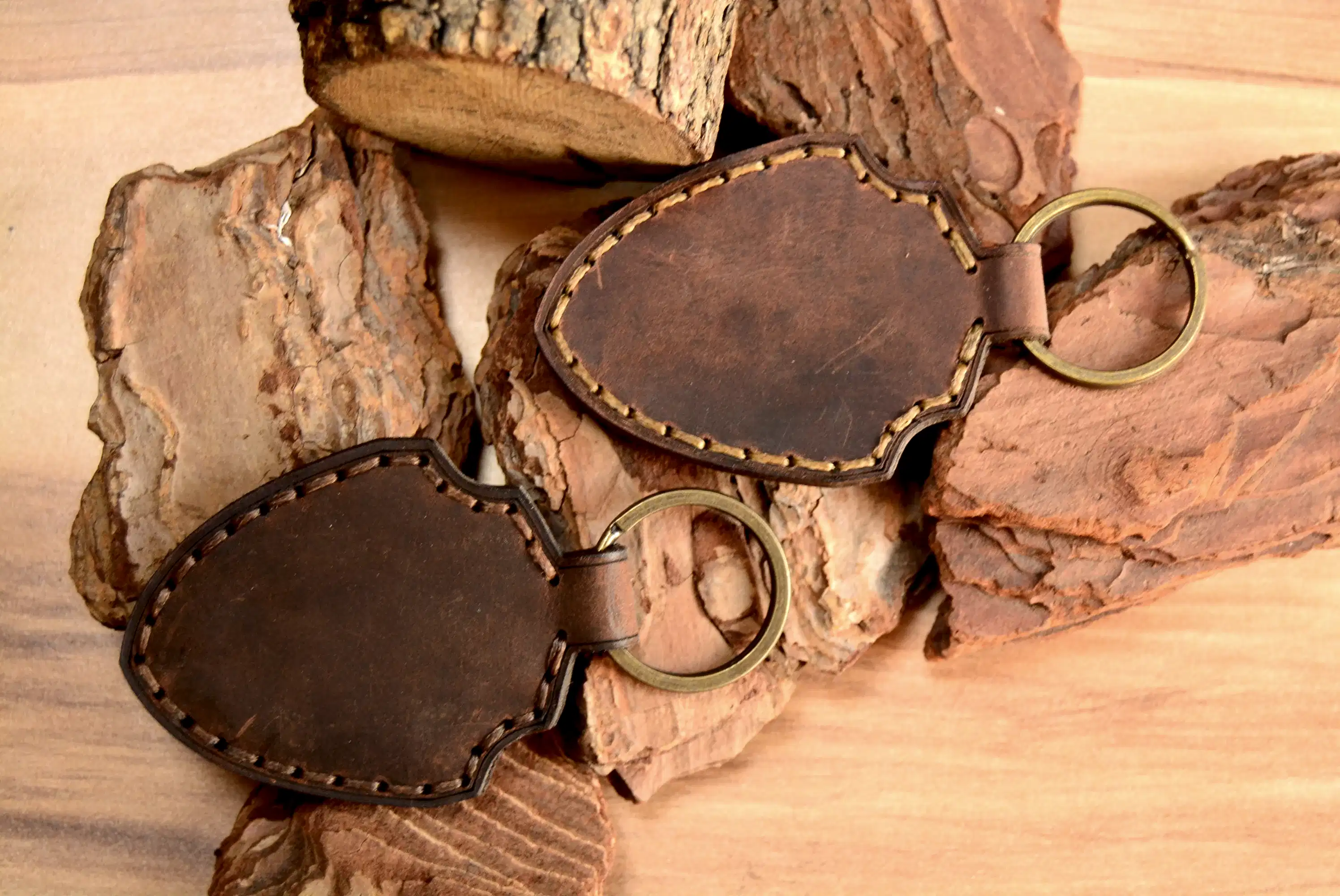 Deri Anahtarlık V-5 Hakiki Deri El Dikişi