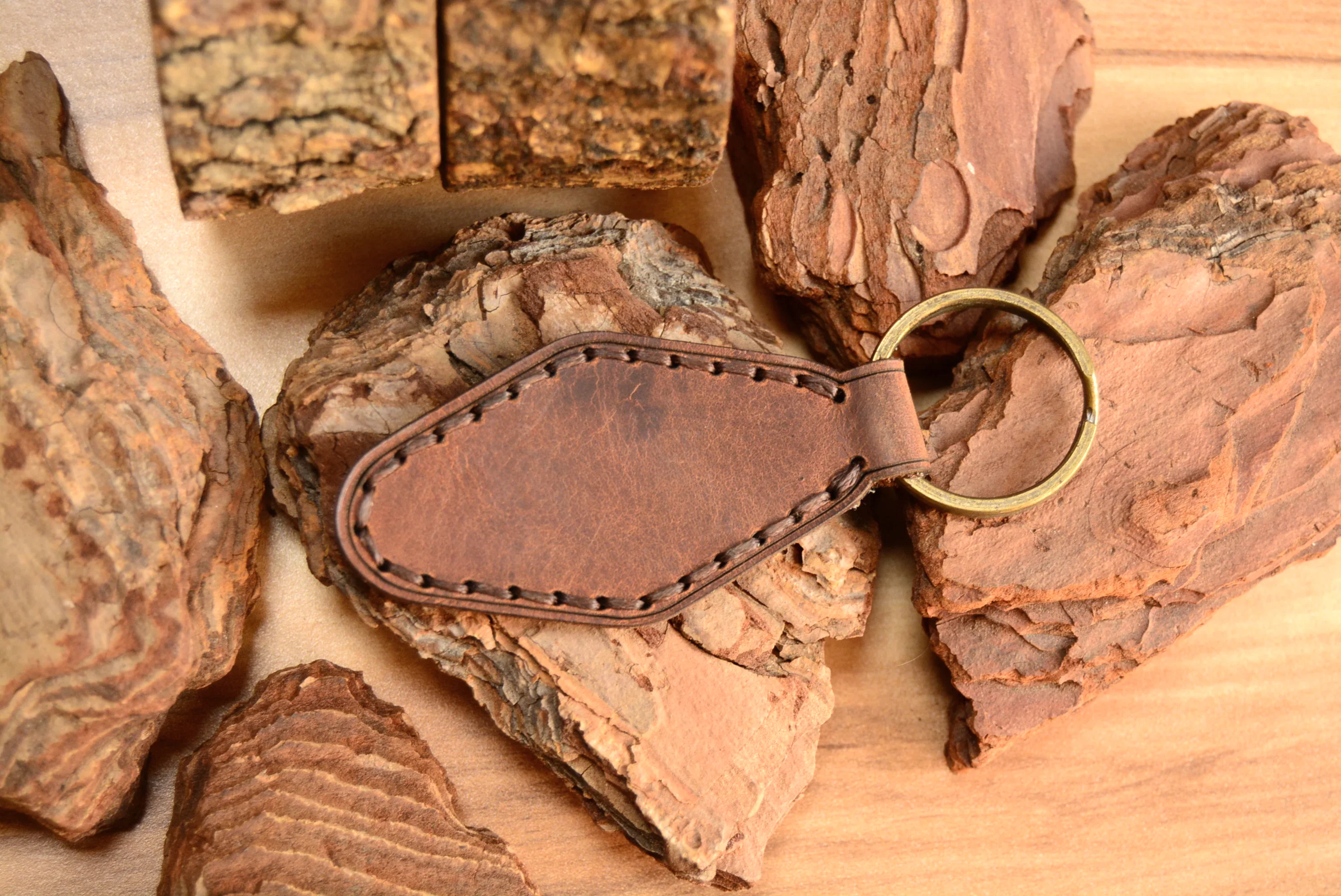 Deri Anahtarlık V-9 Hakiki Deri El Dikişi