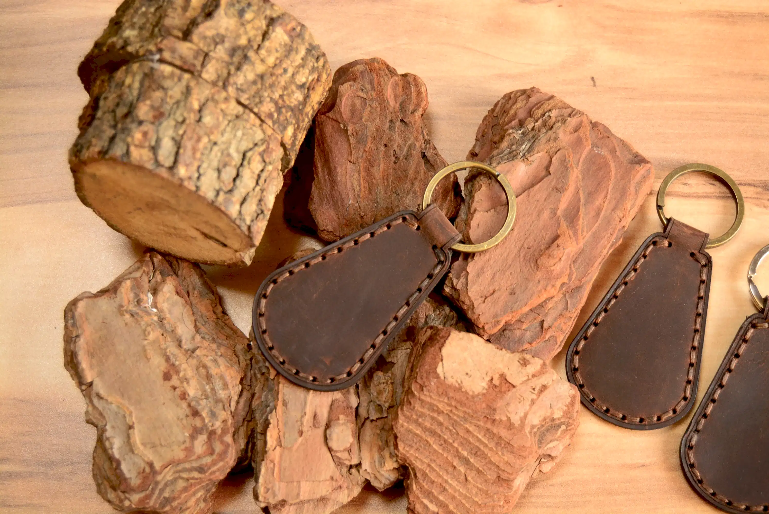 Deri Anahtarlık V-2 Hakiki Deri El Dikişi