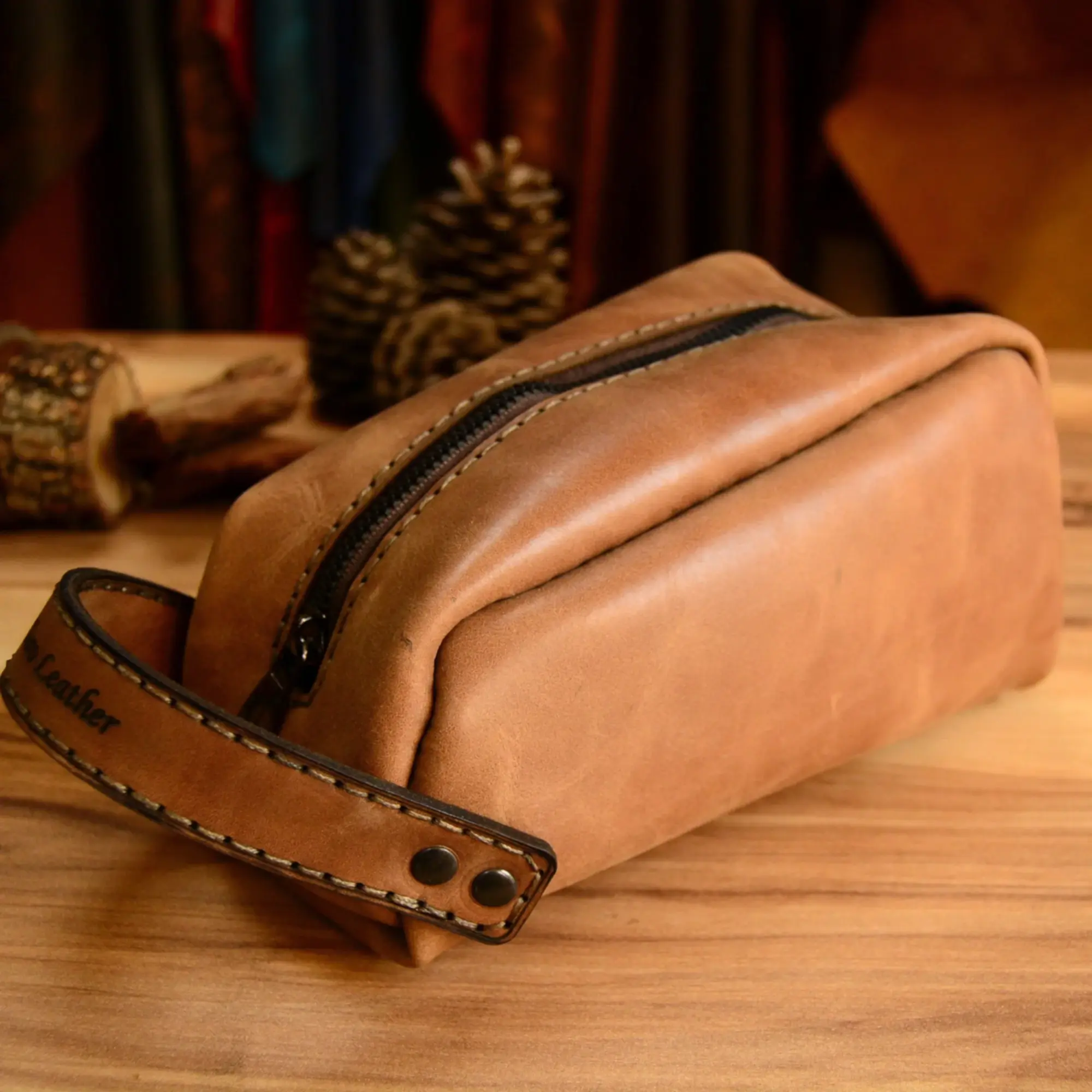 Dopp Kit V-4 Çanta Kompakt Tasarım Hakiki Deri El Yapımı