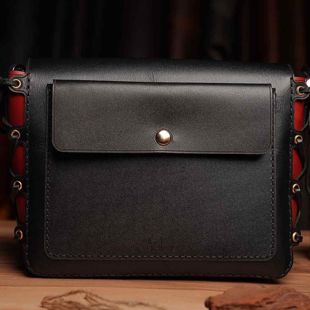 Boleyn Çanta Korse Tasarım Siyah/Kırmızı Hakiki Deri El Yapımı