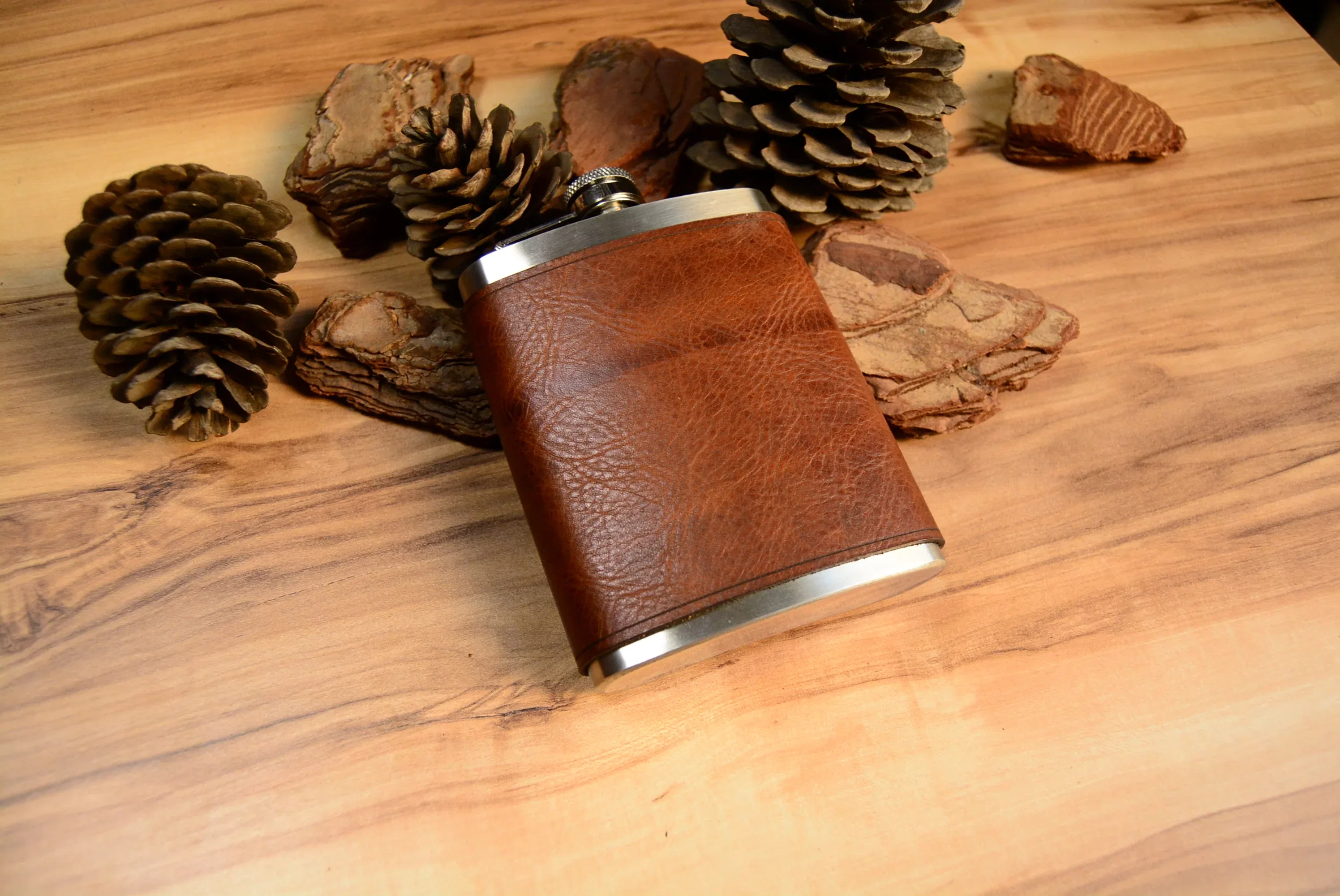 Deri Çelik Matara Hakiki Deri El Yapımı 8 Oz