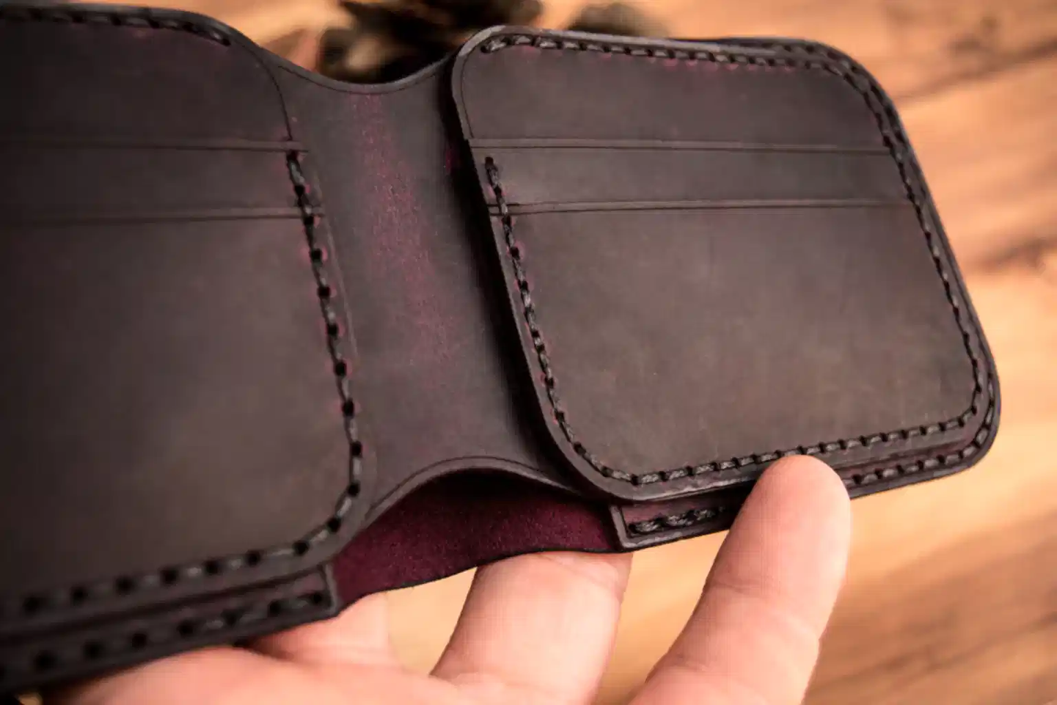 Hector V-1 Cüzdan Katlanır Tasarım Hakiki Deri El Yapımı