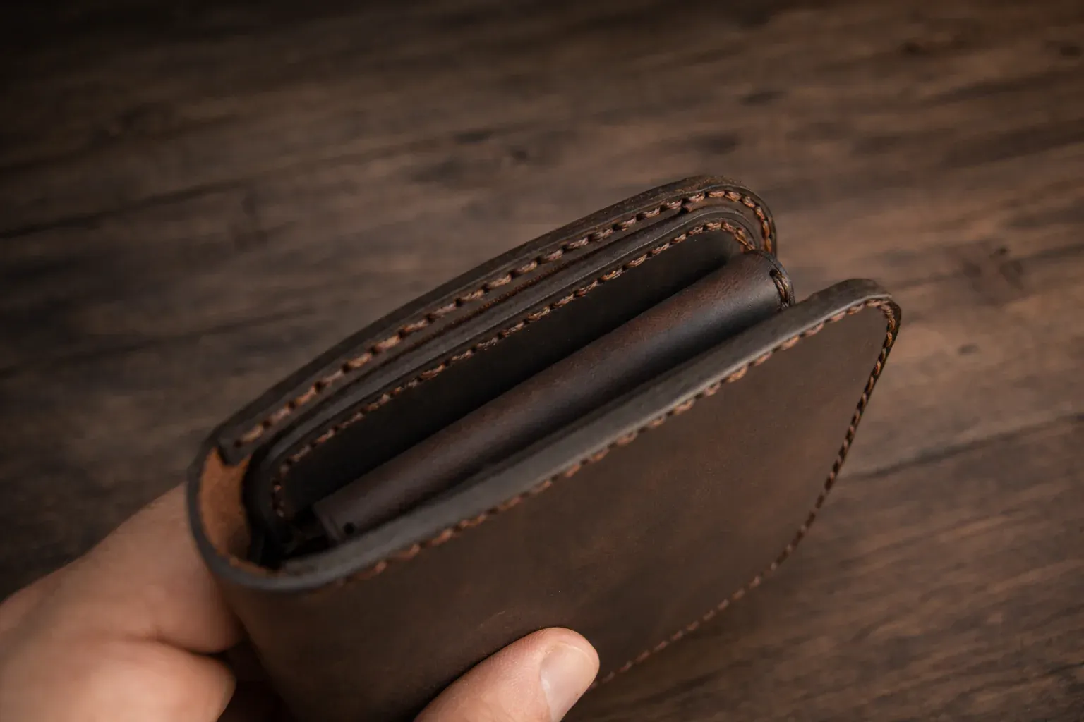 Hector V-2 Cüzdan Katlanır Tasarım Hakiki Deri El Yapımı