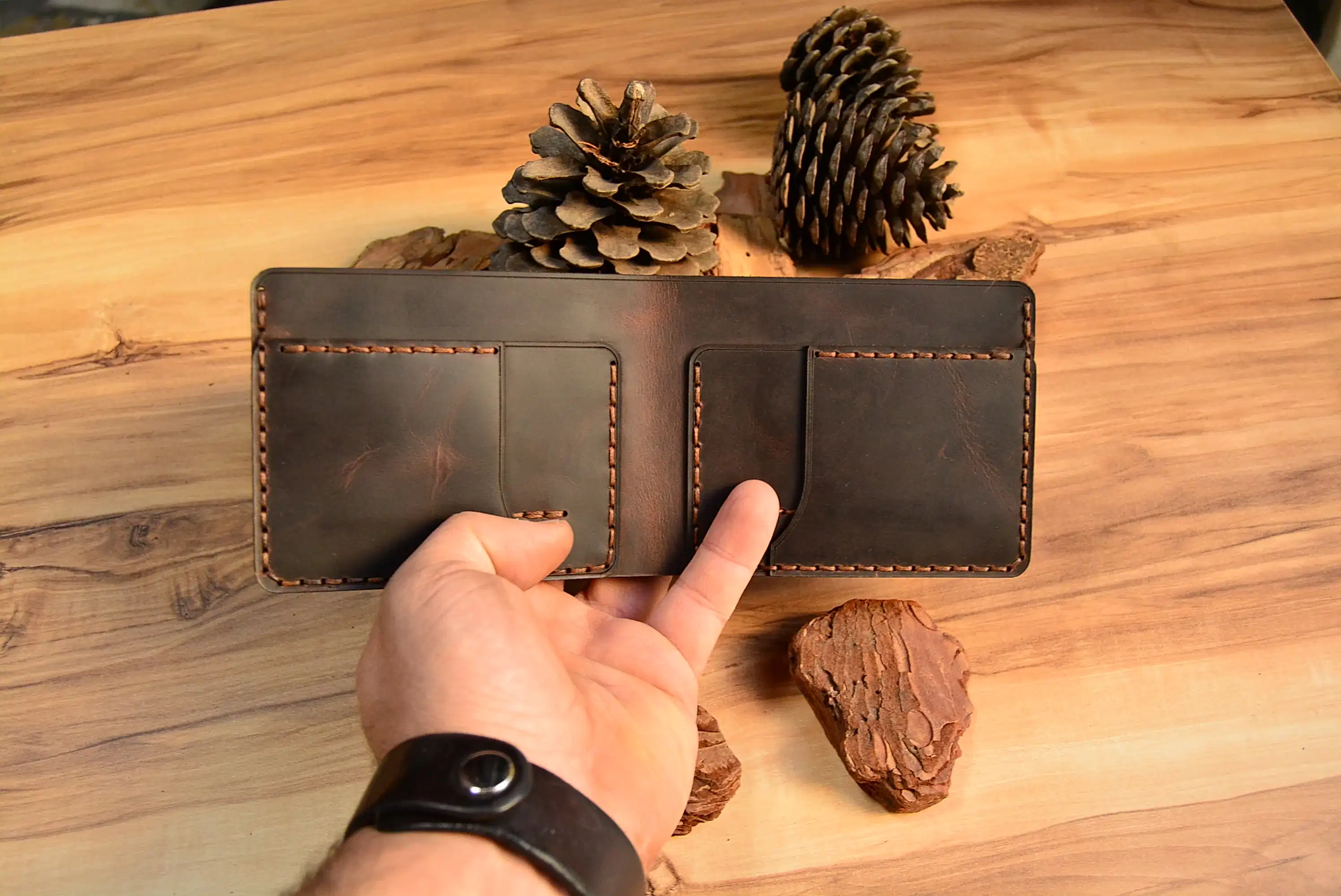 hakiki deri el yapimi helike bifold deri cüzdan