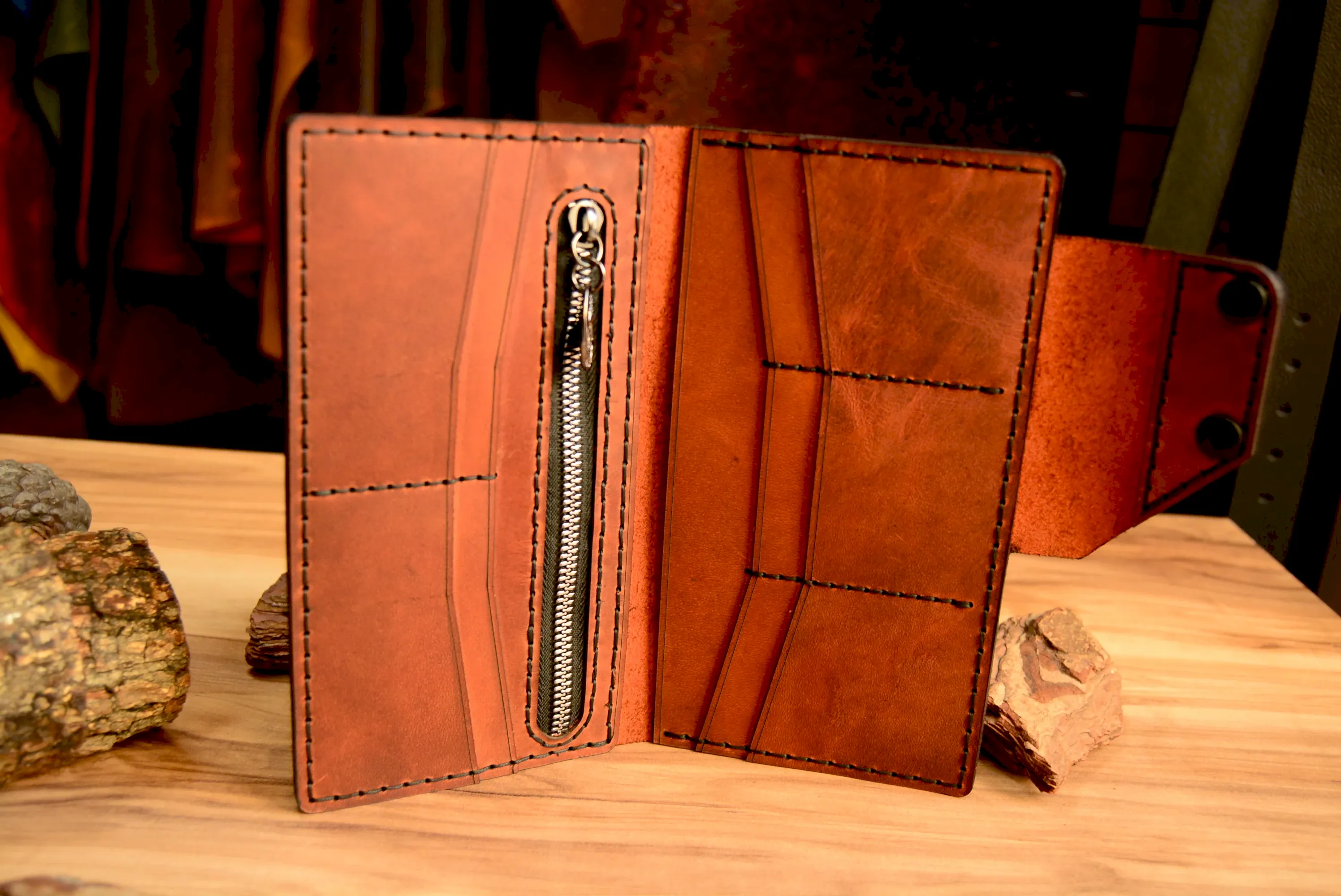 İperion Kapaklı Uzun Cüzdan Hakiki Deri El Yapımı