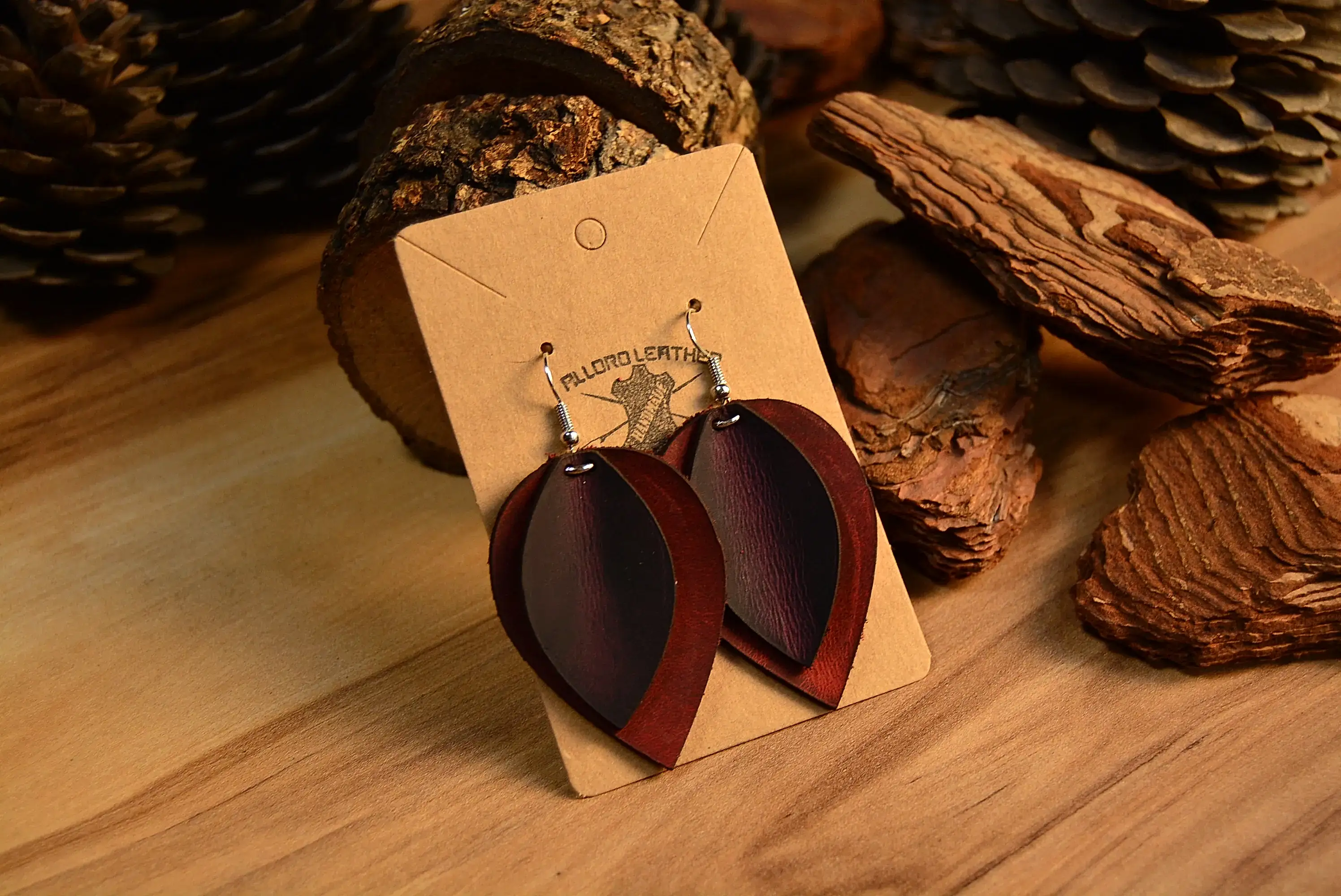 Hakiki Deri Küpe V-1 El Yapımı Katmanlı