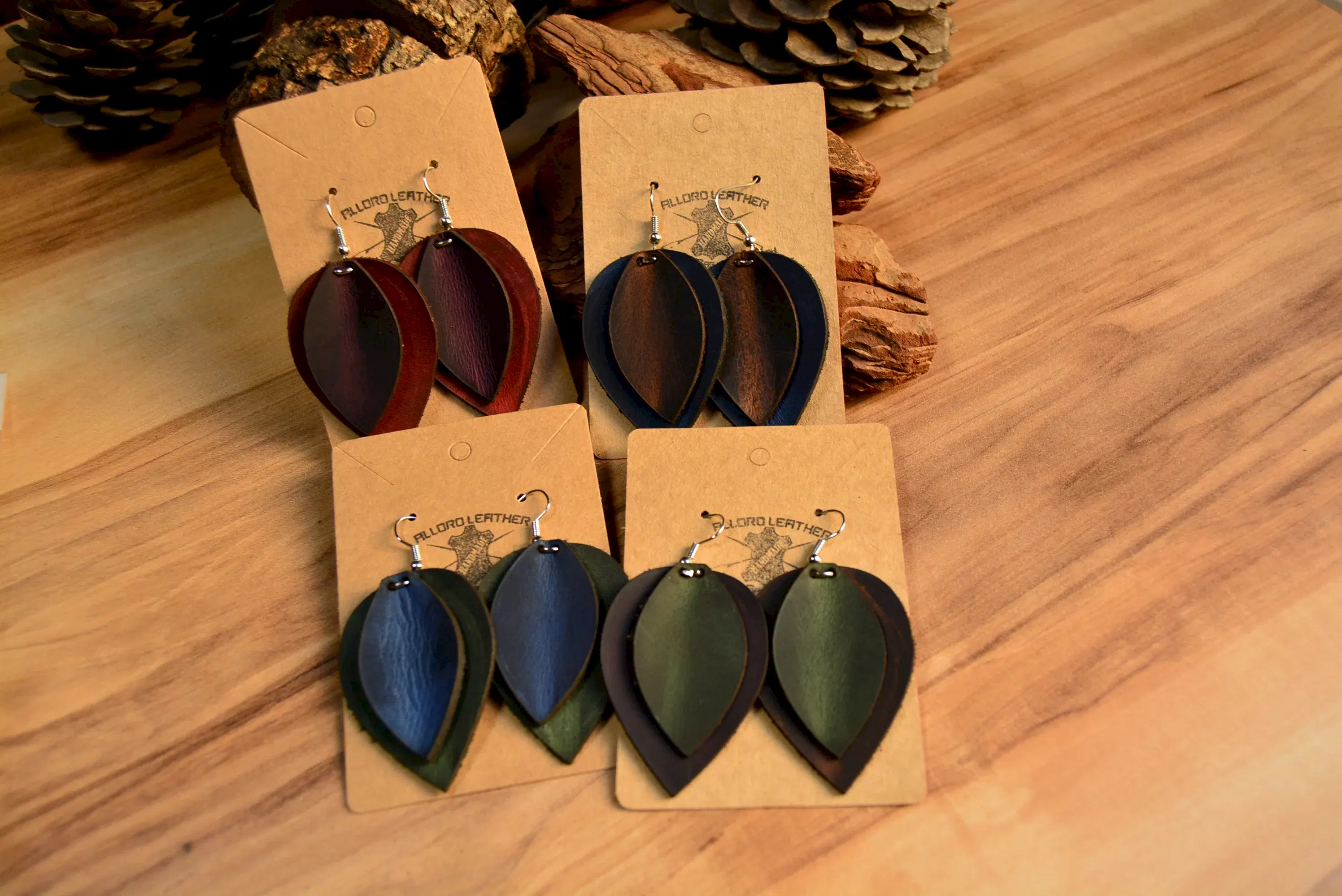 Hakiki Deri Küpe V-1 El Yapımı Katmanlı