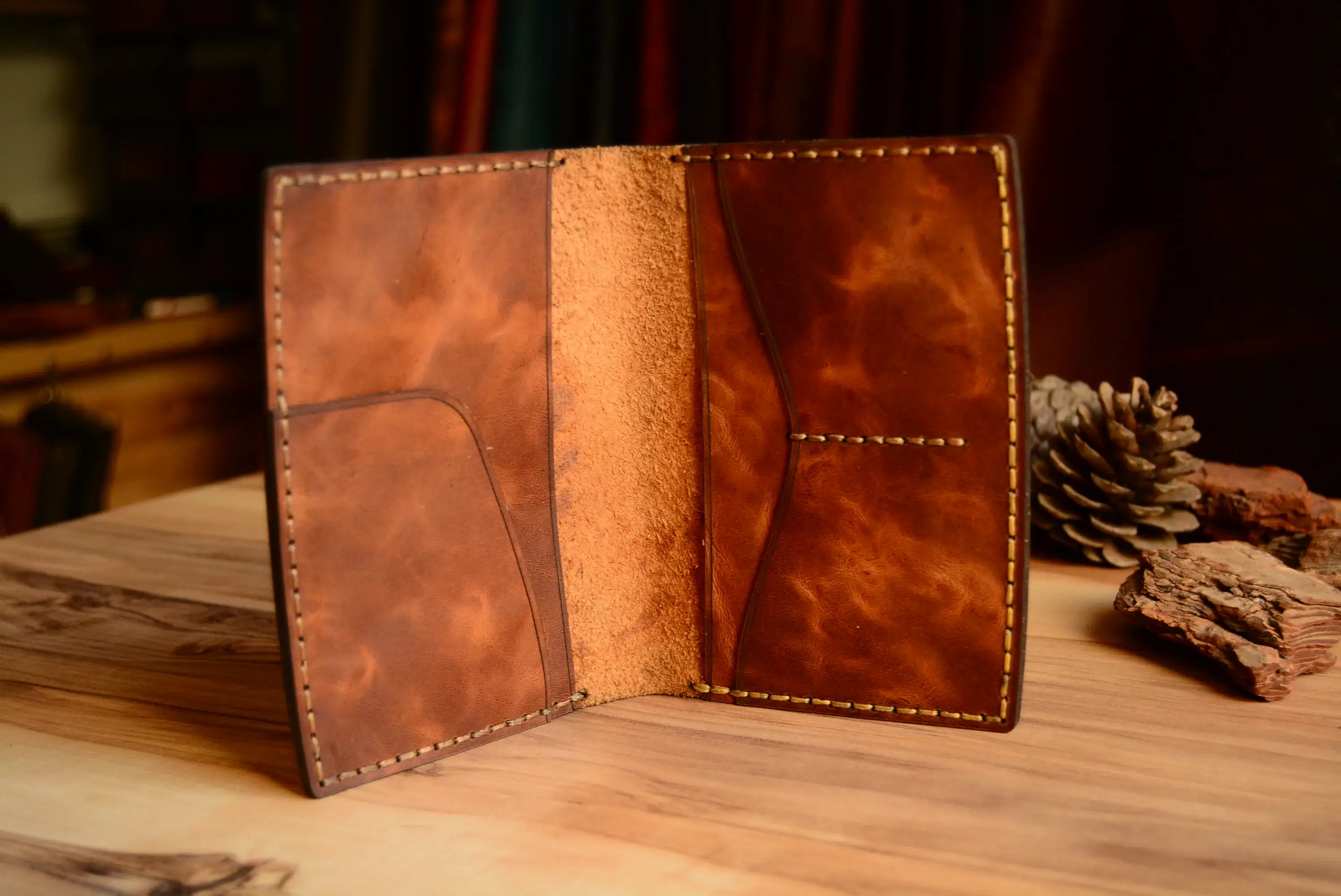 Leto Travel V-1 Pasaport Cüzdanı Hakiki Deri El Yapımı