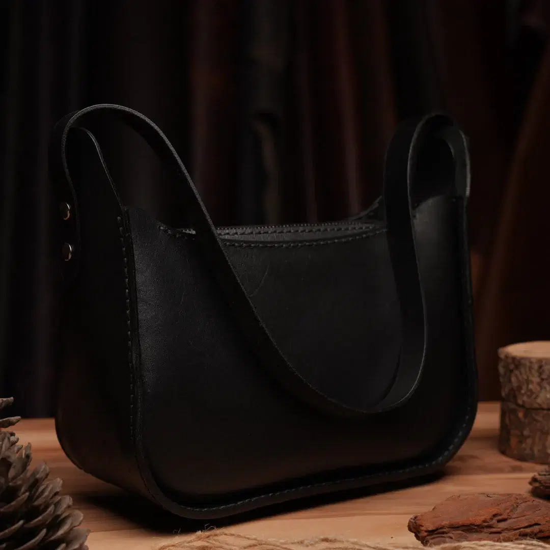 Nyx Deri Kol Çantası El Yapımı Hakiki Deri Gece