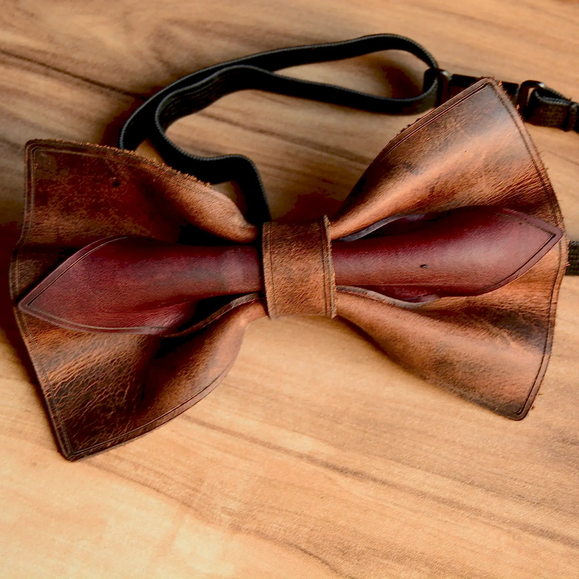 Deri Papyon V-2 El Yapımı Hakiki Deri Minimal Tasarım