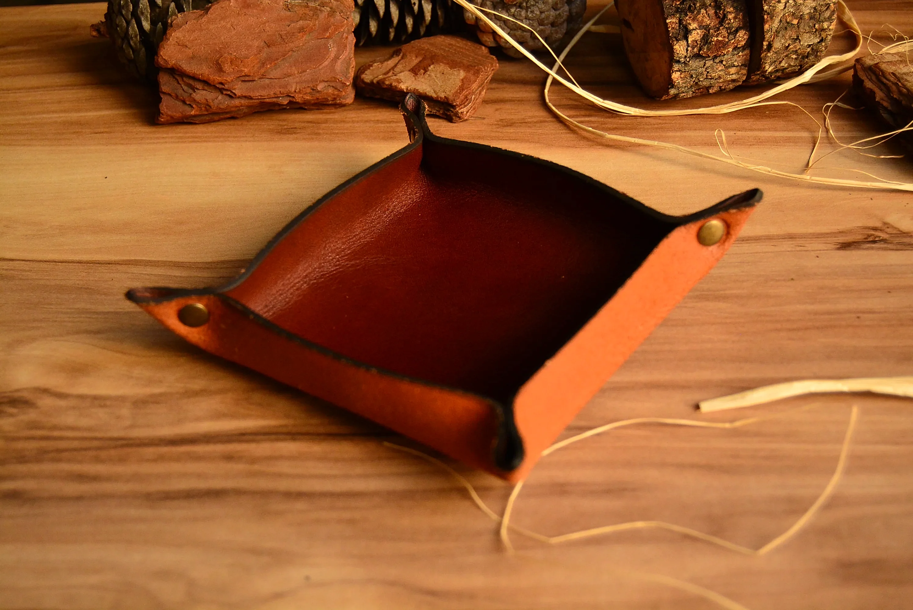 Deri Pipo Standı Küllük Hakiki Deri El Dikişi Ayarlı