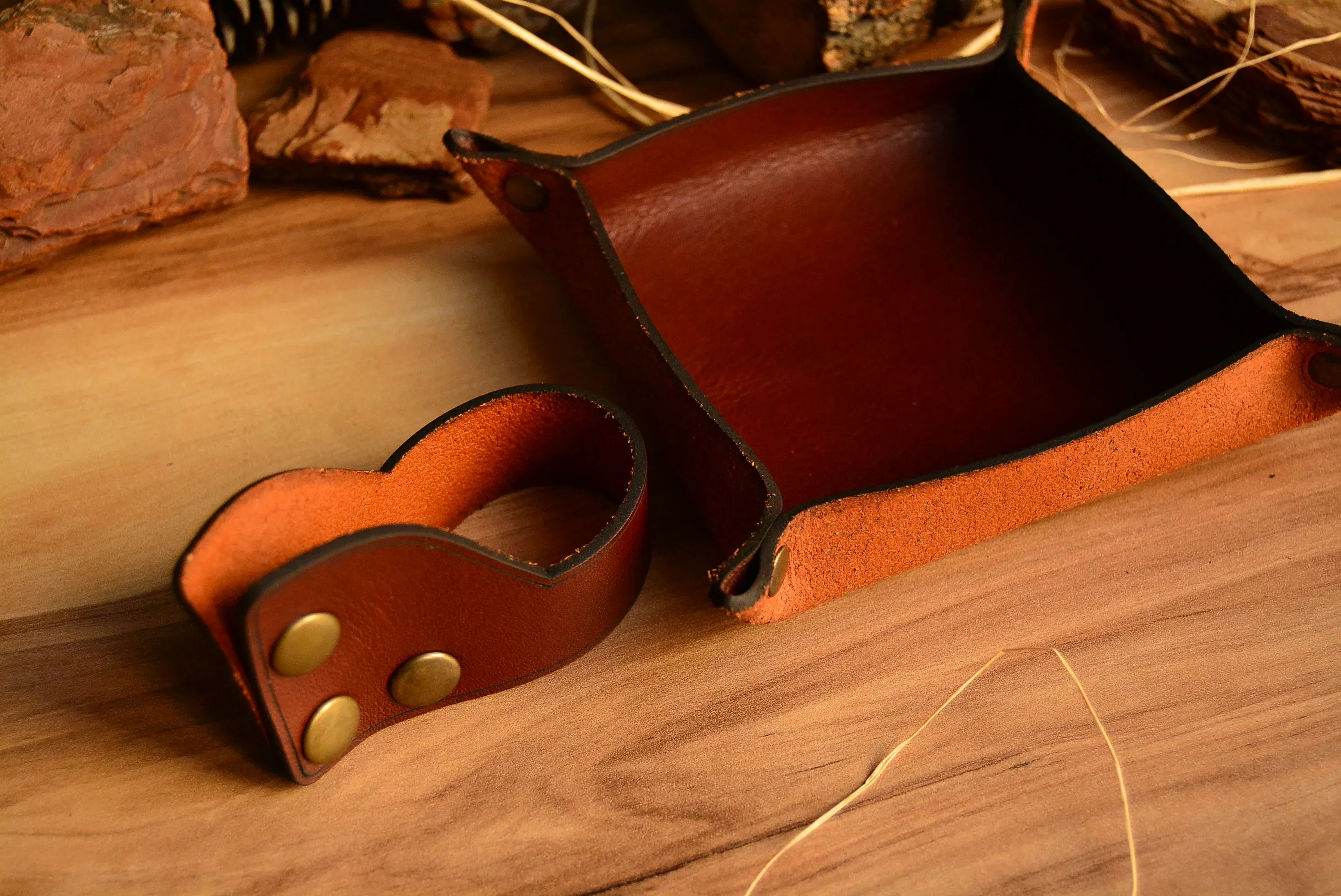 Deri Pipo Standı Küllük Hakiki Deri El Dikişi Ayarlı