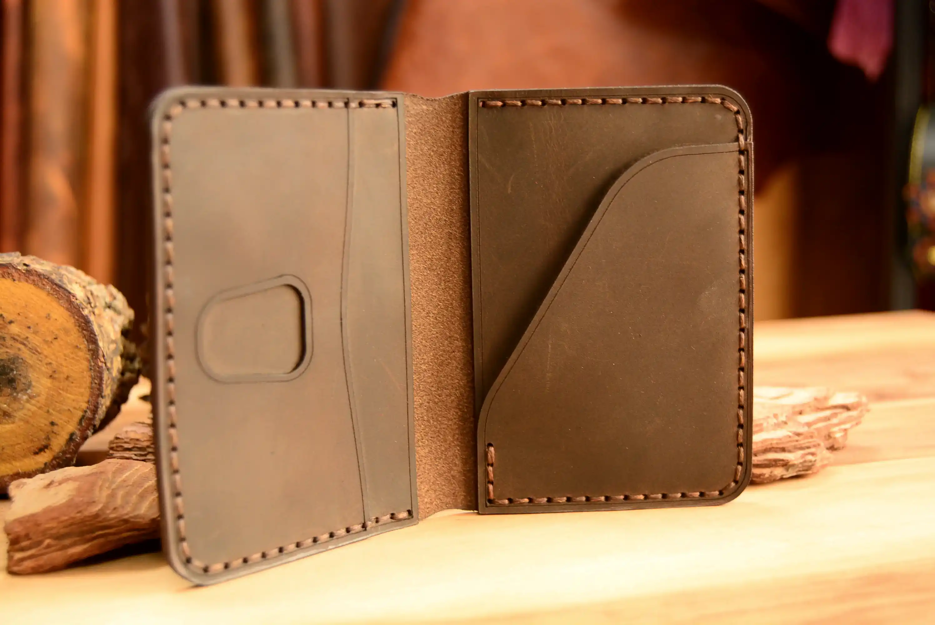 Semele Kartlık Bifold Tasarım Hakiki Deri El Yapımı