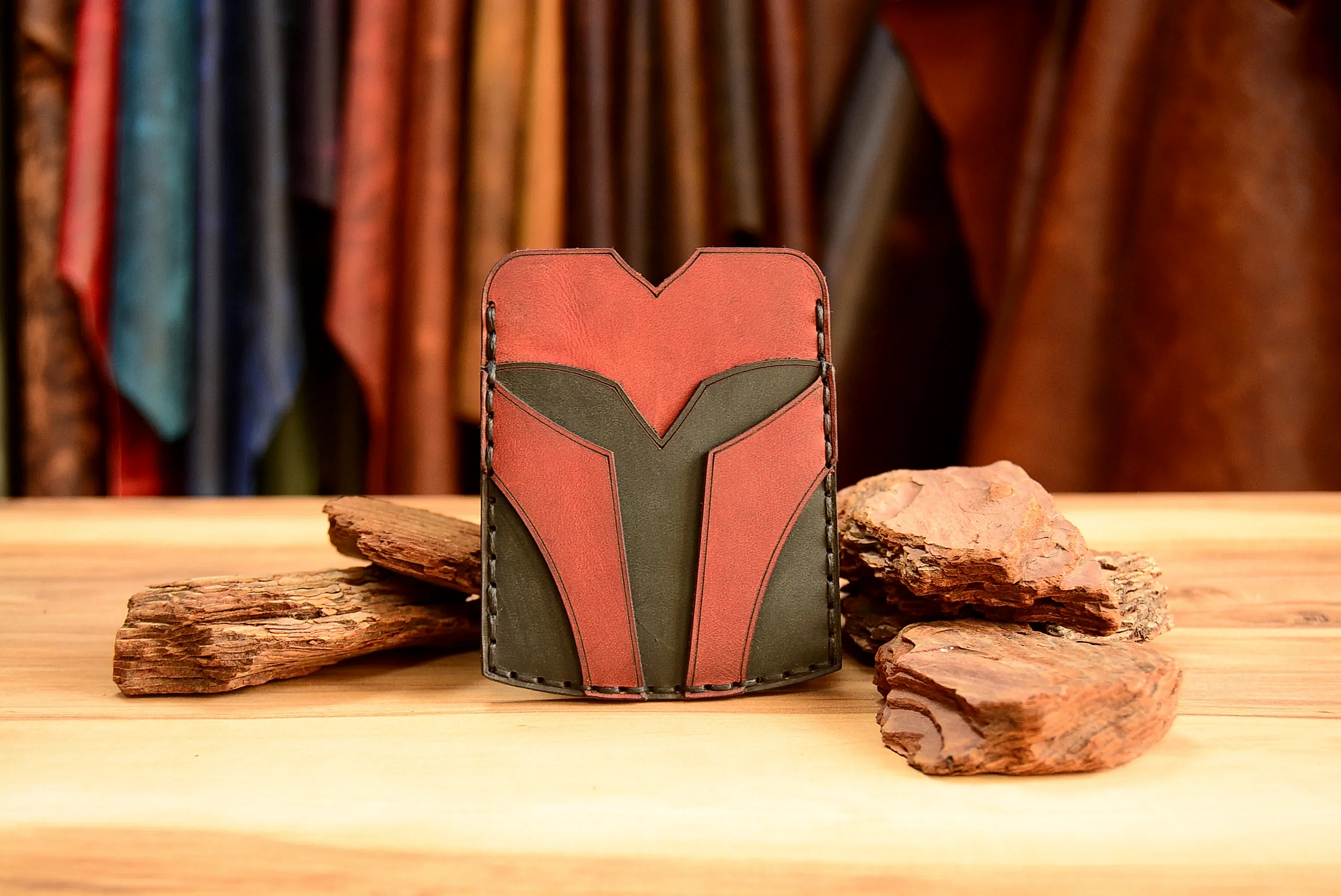 Spartan Kartlık Keskin Hatlı Tasarım Hakiki Deri El Yapımı