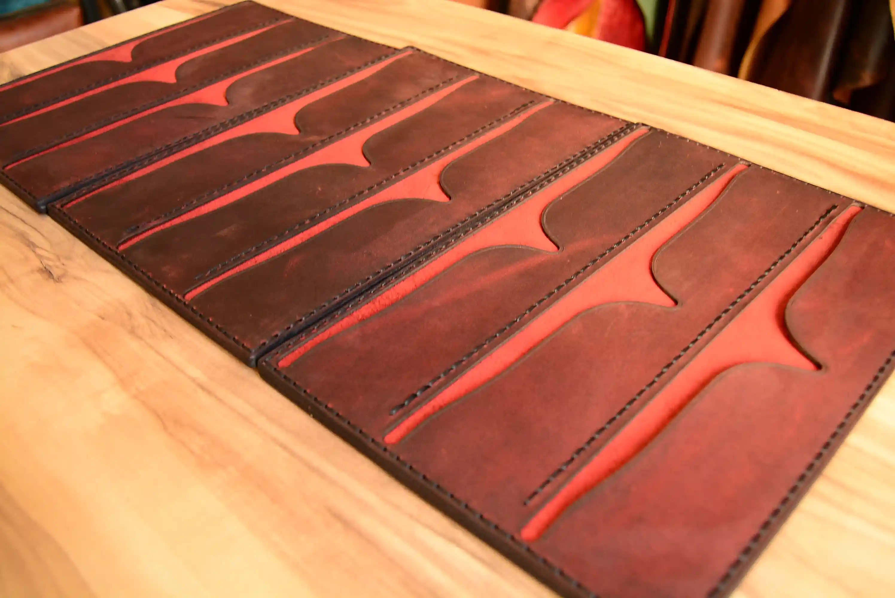 Deri Tarak Taşıyıcı Hakiki Deri El Dikişi 6 Bölmeli