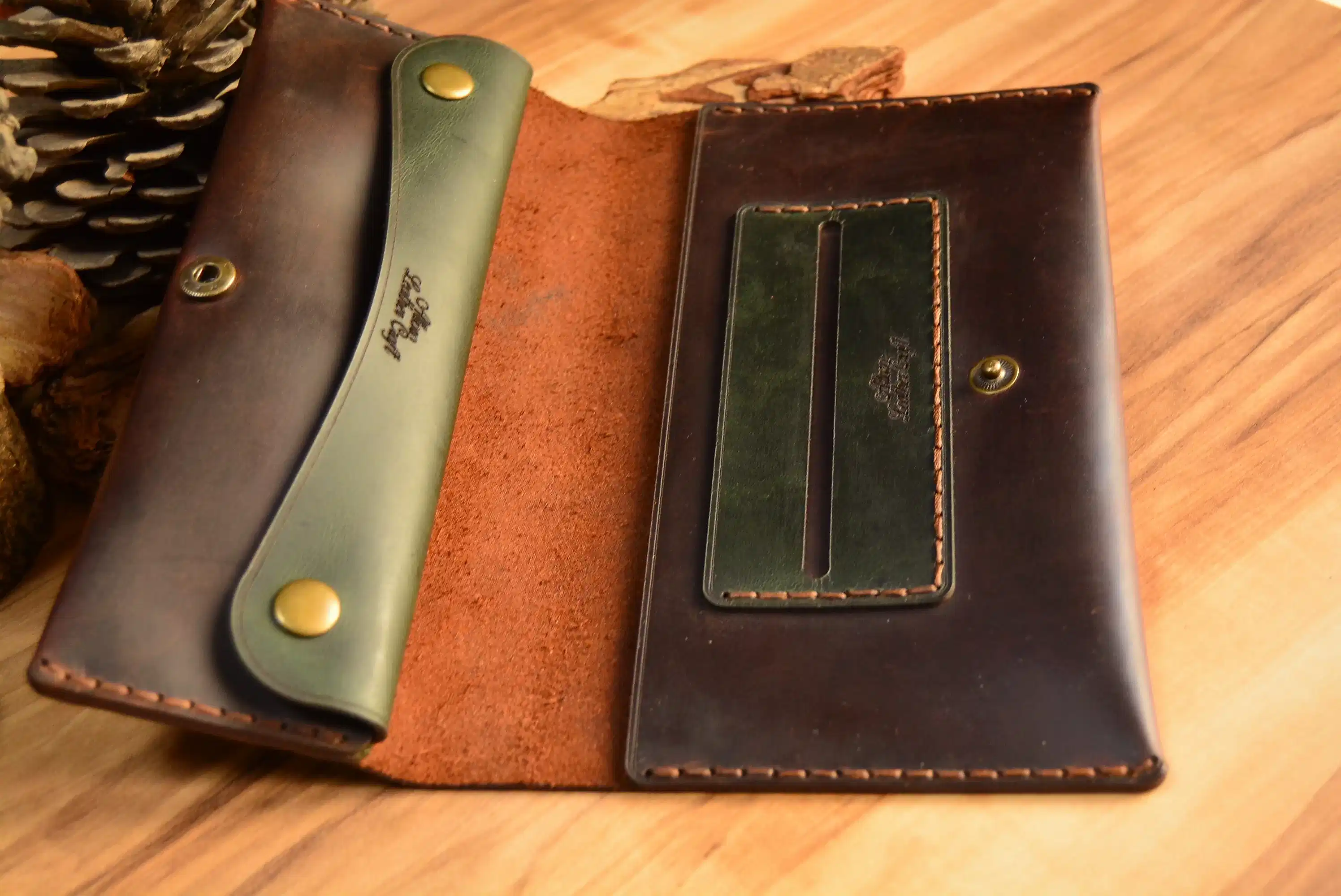 Deri Tütün Kesesi Hakiki Deri El Dikişi Çift Bölmeli