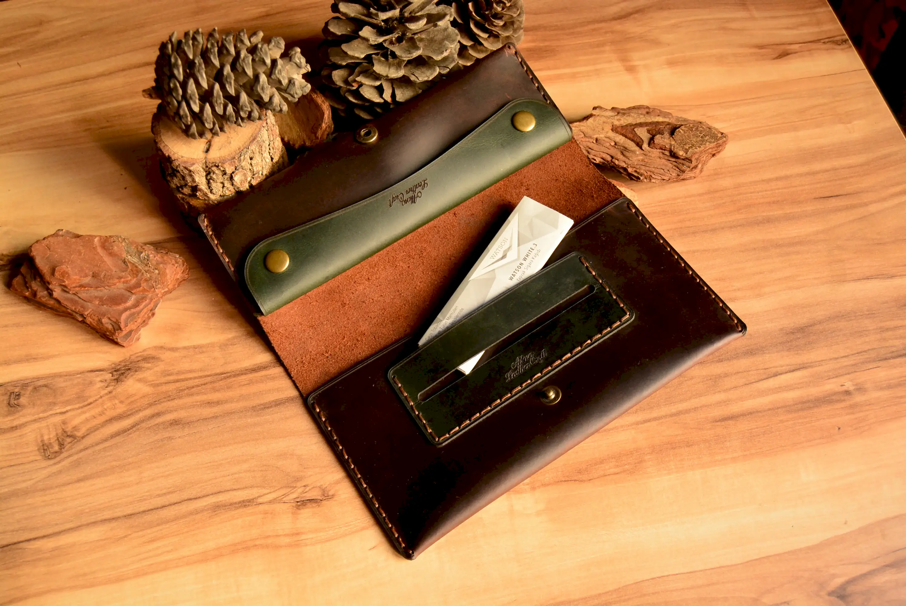 Deri Tütün Kesesi Hakiki Deri El Dikişi Çift Bölmeli