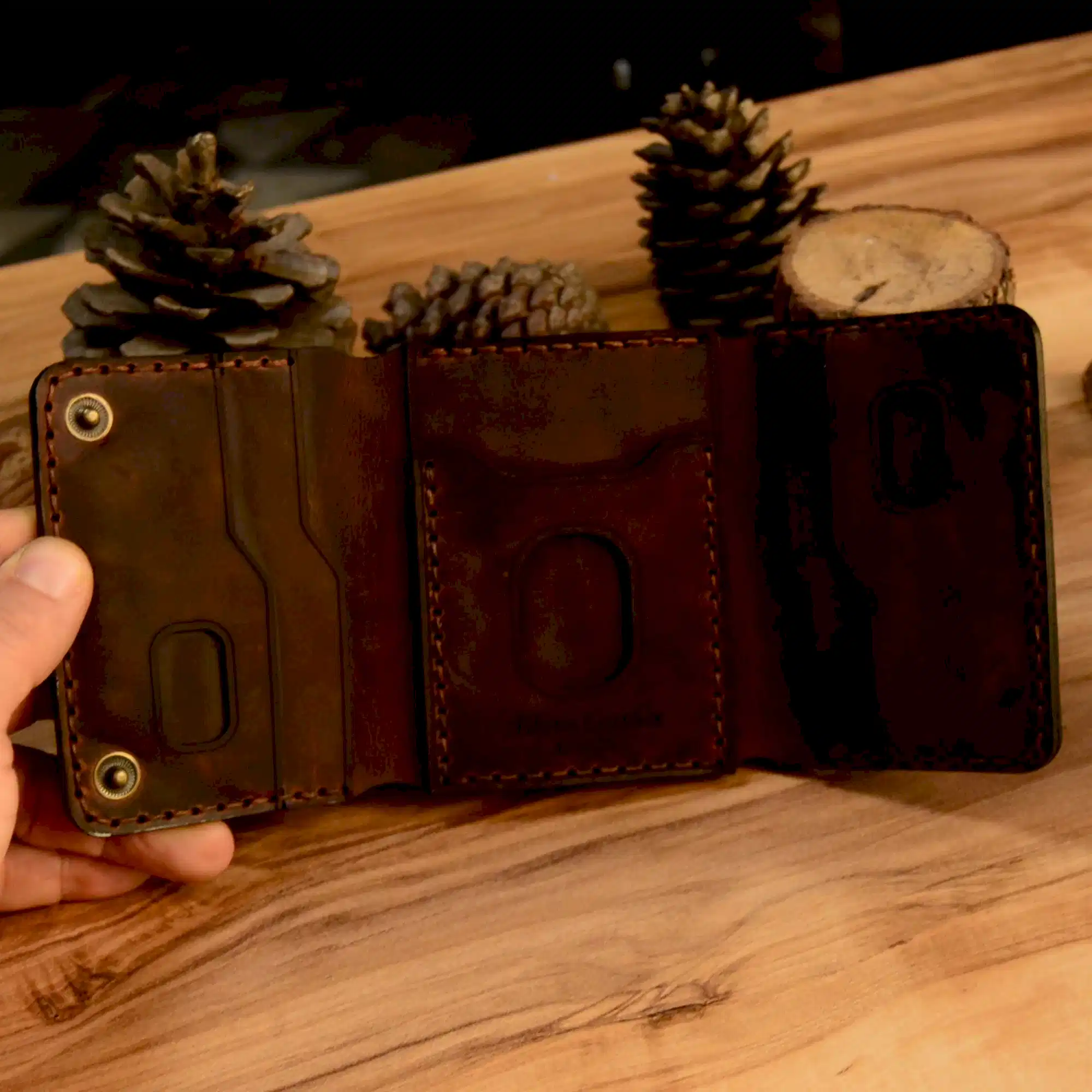 hakiki deri el yapimi urea trifold deri cüzdan